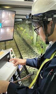 ミリ単位の精度で線路の保守管理