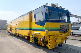 オーストリア製の箱形車体を導入
